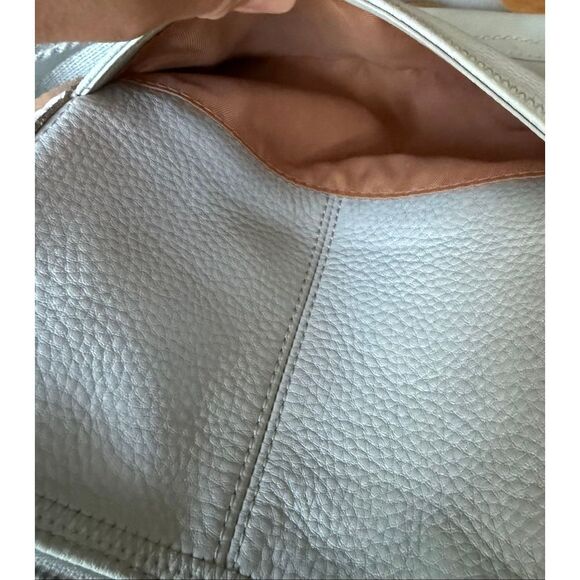 The Sak Leather Crossbody Bag Ice Grey Adjustable Strap Shoulder Purse - Picture 5 of 8